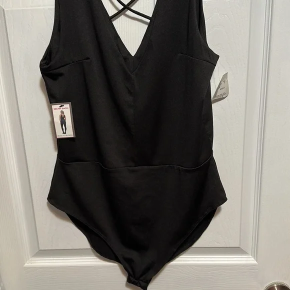 Black body suit - Picture 2 of 7